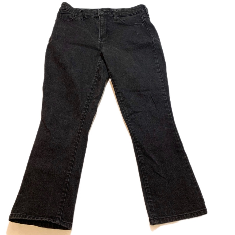 Black high waisted mom jeans